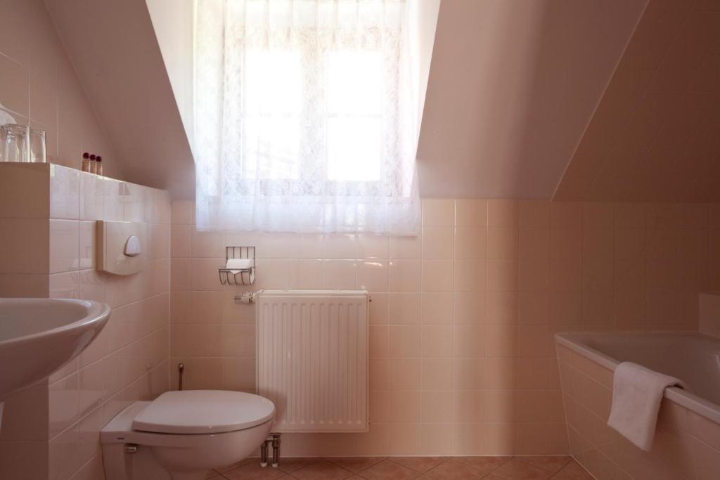Hotel Wenus Kazimierz Dolny Rom bilde